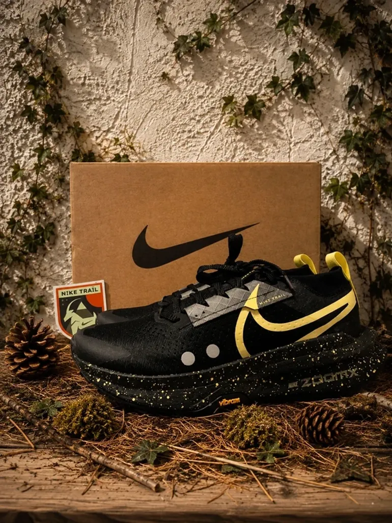 Used 100% Nike ZoomX Zegama Trail 2 bike — image 1 of 9