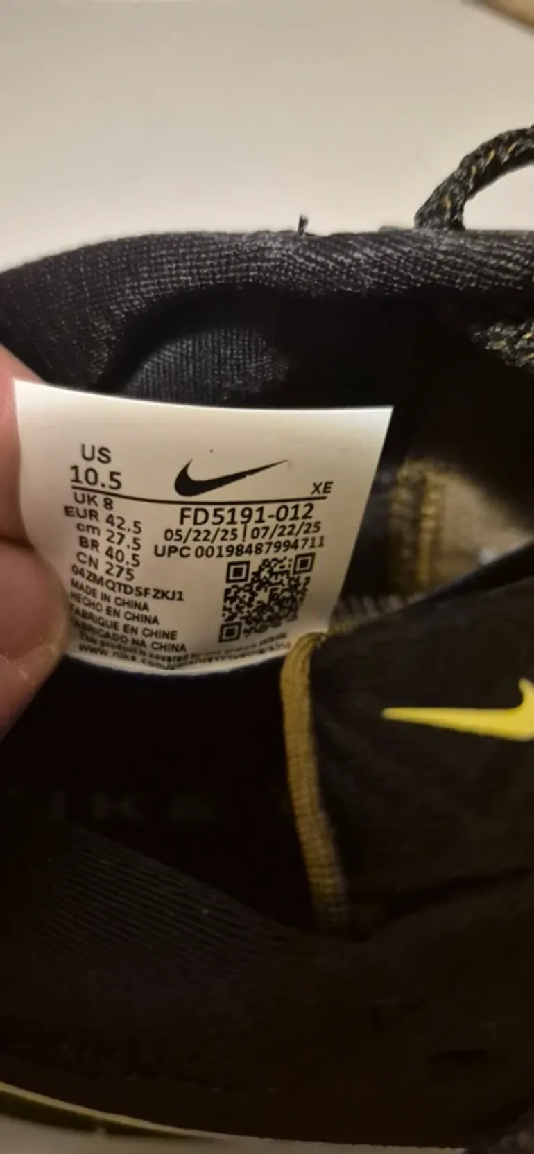 Used 100% Nike ZoomX Zegama Trail 2 bike — image 8 of 9