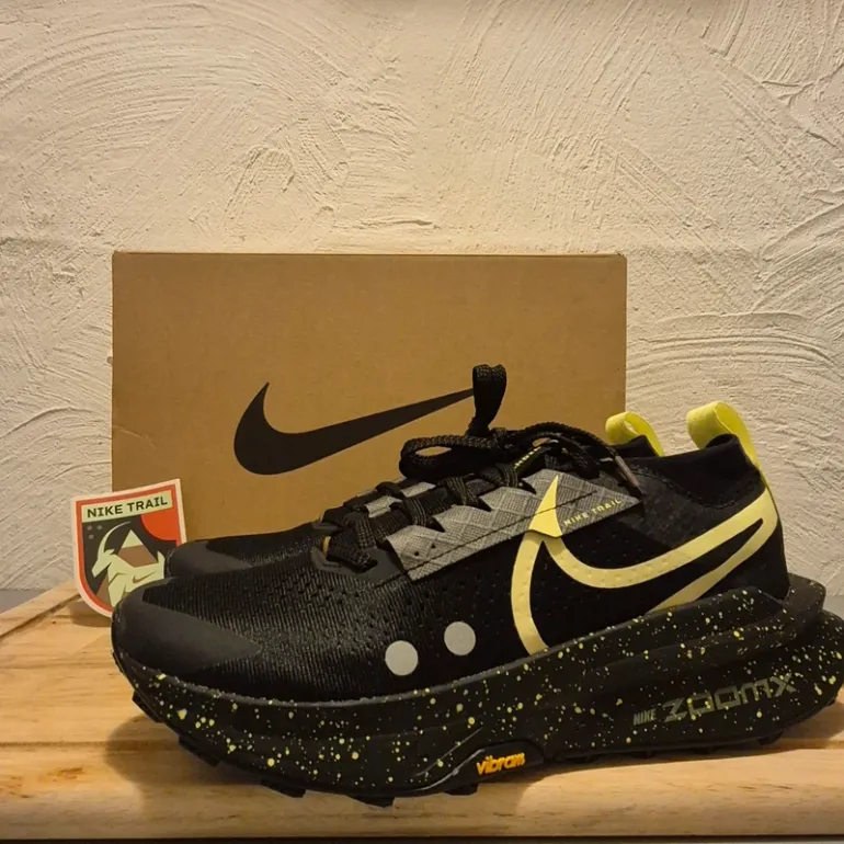 Used 100% Nike ZoomX Zegama Trail 2 bike — image 2 of 9
