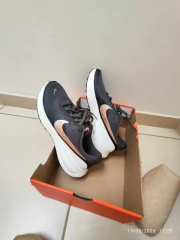 Used Nike Revolution 8 bike — image 2 of 7