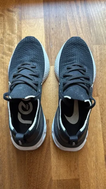 Used Nike Epic React Flyknit 2 bike — image 3 of 3