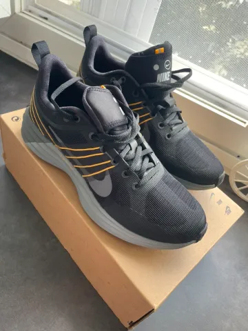 Used Nike Lunar Roam bike — image 2 of 7