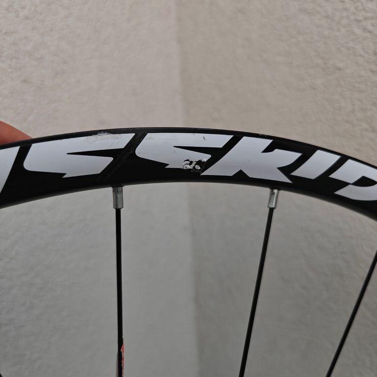 Used Mavic Crossride bike — image 5 of 6