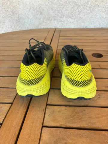 Hoka One One Running Shoes bike d'occasion — image 3 sur 5