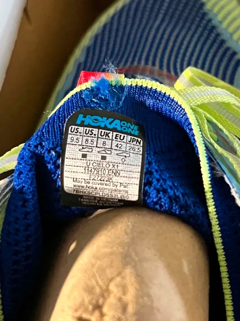 Used Hoka Running Shoes bike — image 7 of 7