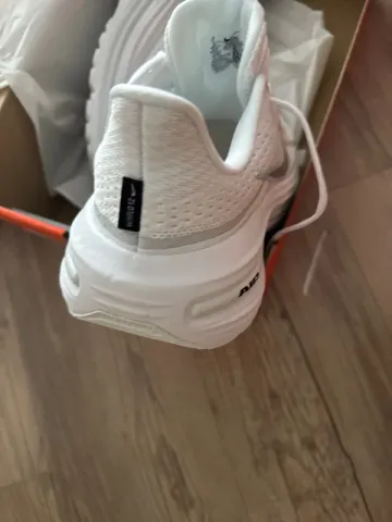 Used Nike Air Willow 12 bike — image 4 of 6