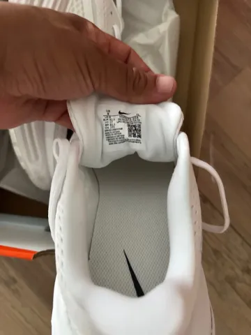 Used Nike Air Willow 12 bike — image 5 of 6