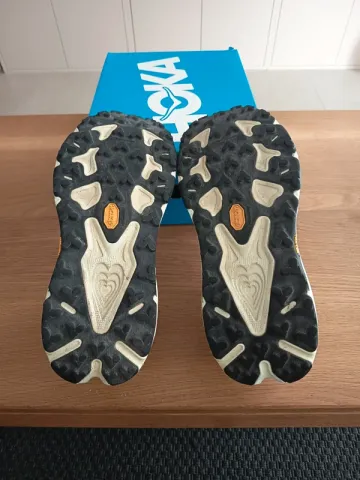 Used Hoka Speedgoat 7 bike — image 4 of 5