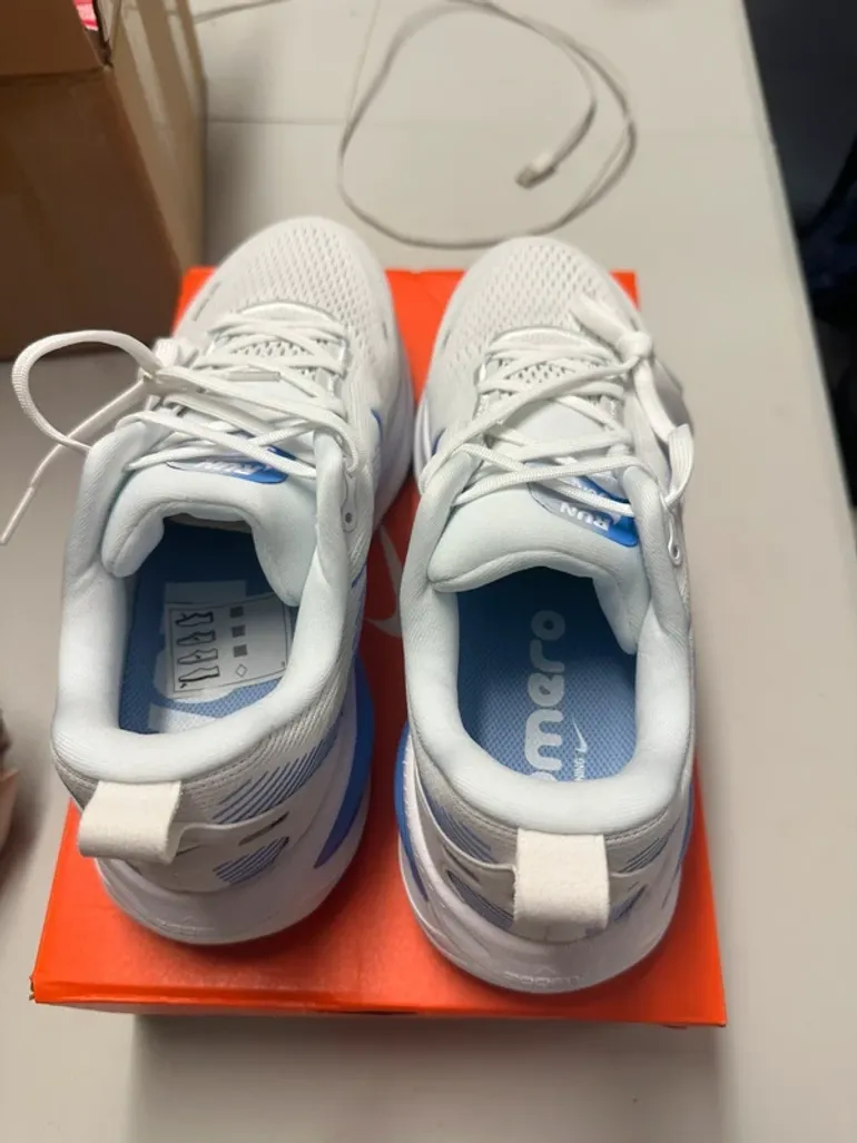 Brugt Nike Vomero 18 bike — billede 3 af 4
