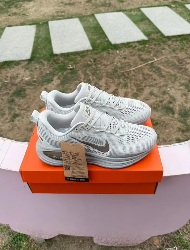 Brugt Nike Vomero 18 bike — billede 3 af 8