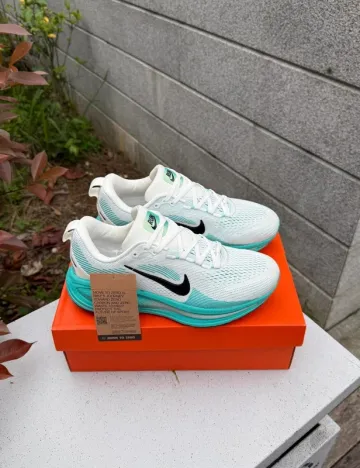 Brugt Nike Vomero 18 bike — billede 3 af 8
