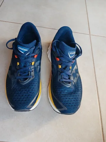 Used Saucony Endorphin Speed 4 bike — image 4 of 5
