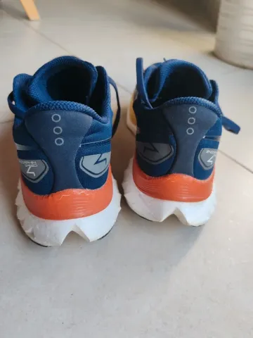 Used Saucony Endorphin Speed 4 bike — image 2 of 5