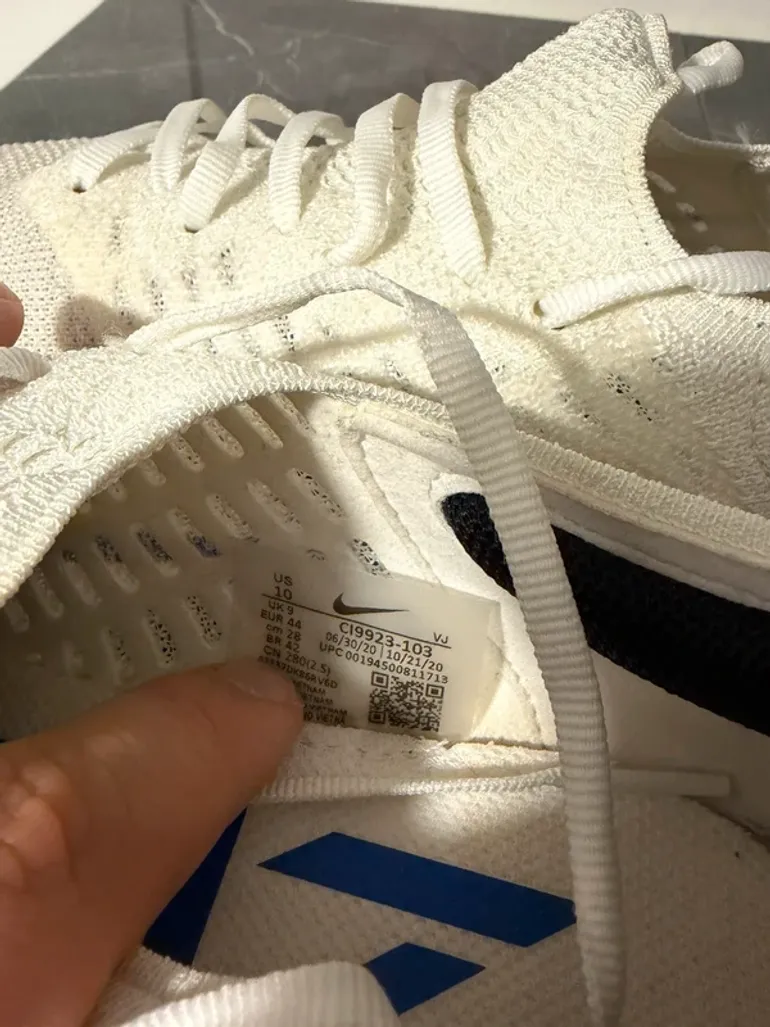 Brugt White Nike Air Zoom Tempo NEXT% Flyknit bike — billede 5 af 5