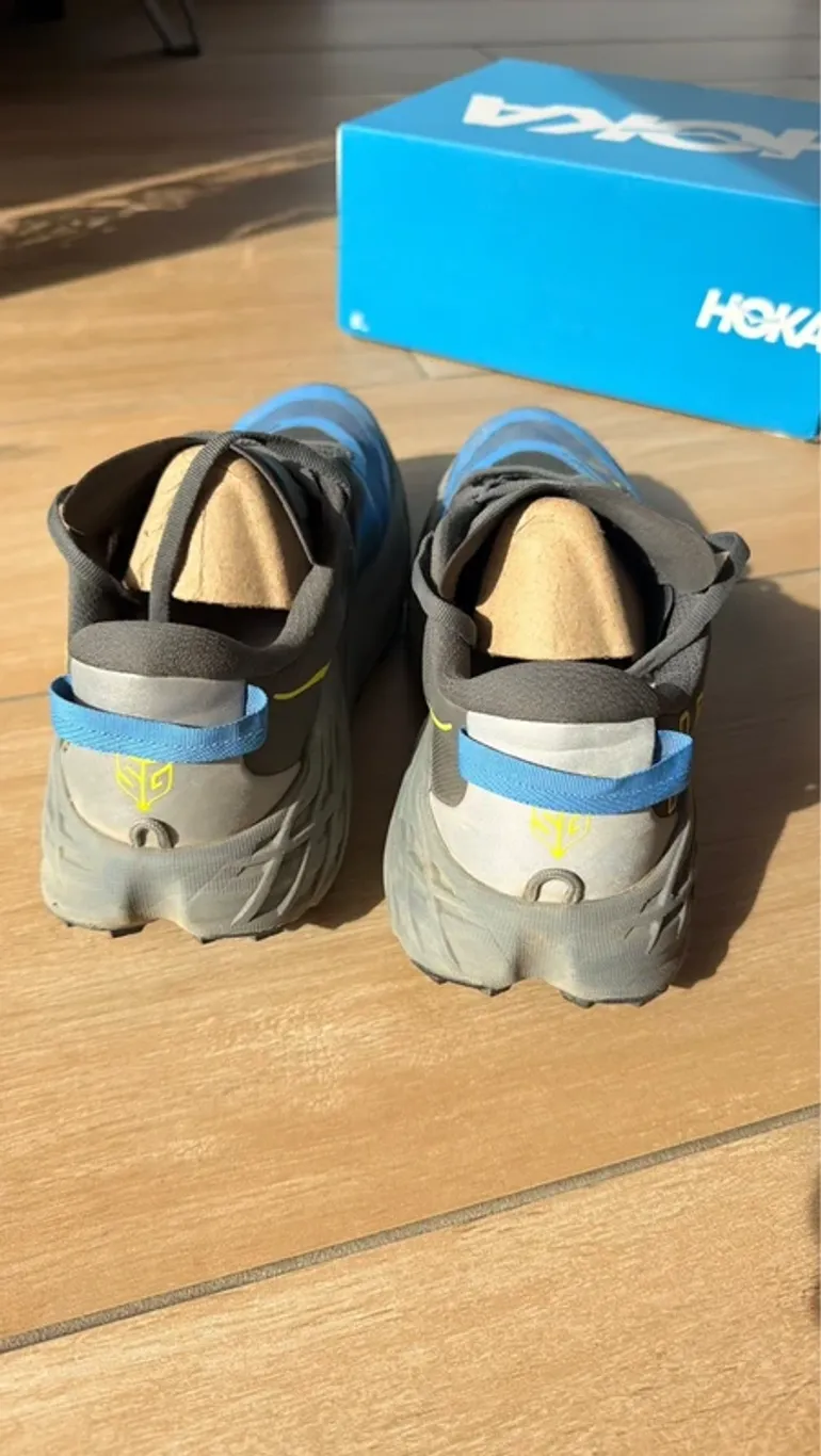Used Hoka Speedgoat 7 bike — image 3 of 6