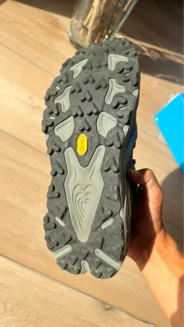 Used Hoka Speedgoat 7 bike — image 5 of 6