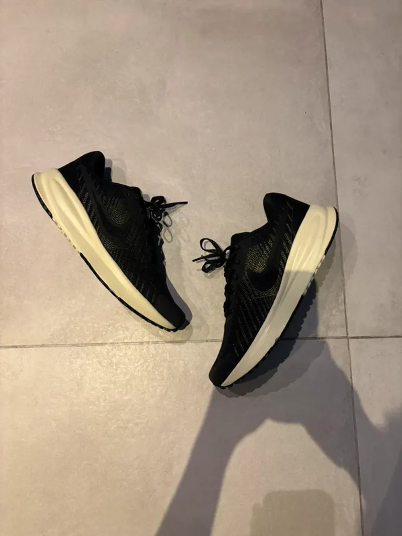 Tweedehands Look HM9594-010 Running Shoes