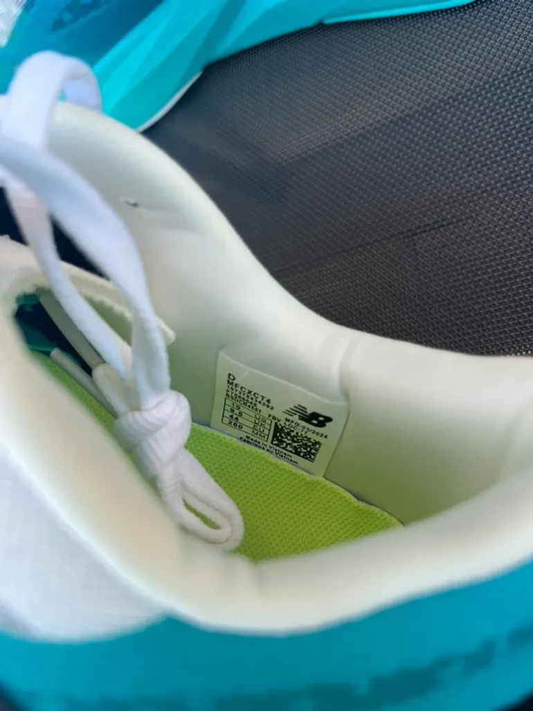 Tweedehands New Balance Rebel v4 bike — afbeelding 8 van 9