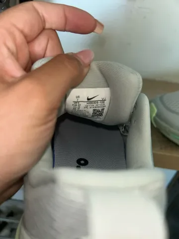Used Nike Vomero 18 bike — image 4 of 4