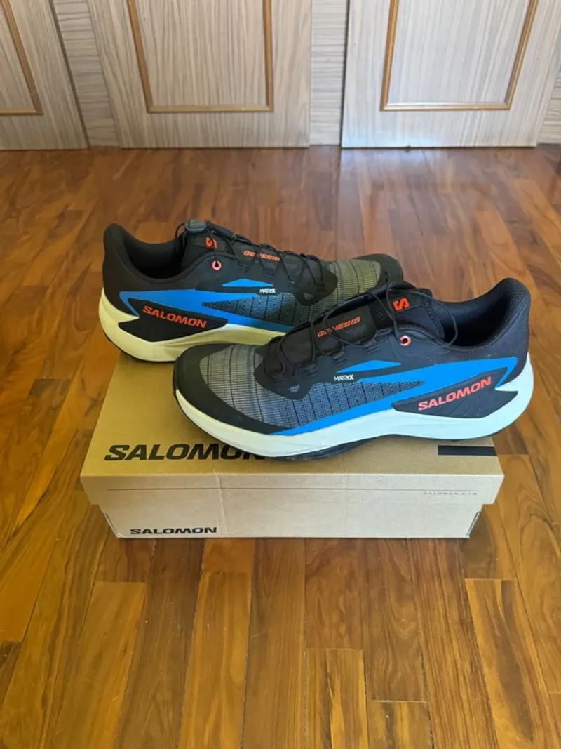 Salomon Genesis Running Shoes d'occasion