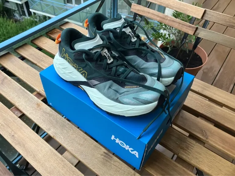 Used Hoka Speedgoat 7 bike — image 3 of 4