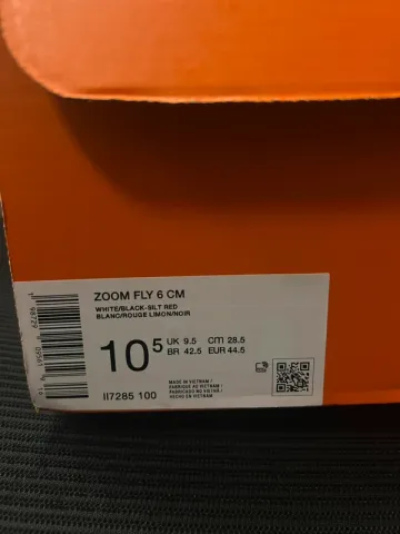 Used White Nike Zoom Fly 6 bike — image 4 of 7