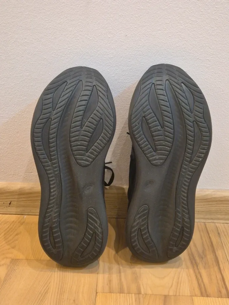 Used Asics Gel Nimbus 27 bike — image 6 of 7