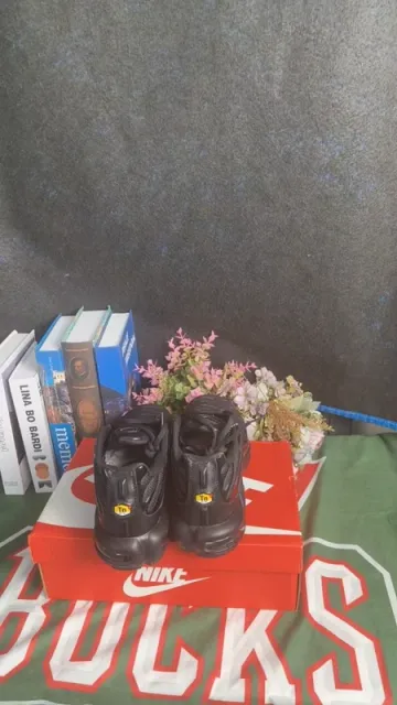Used Nike Air Max Plus TN bike — image 5 of 8