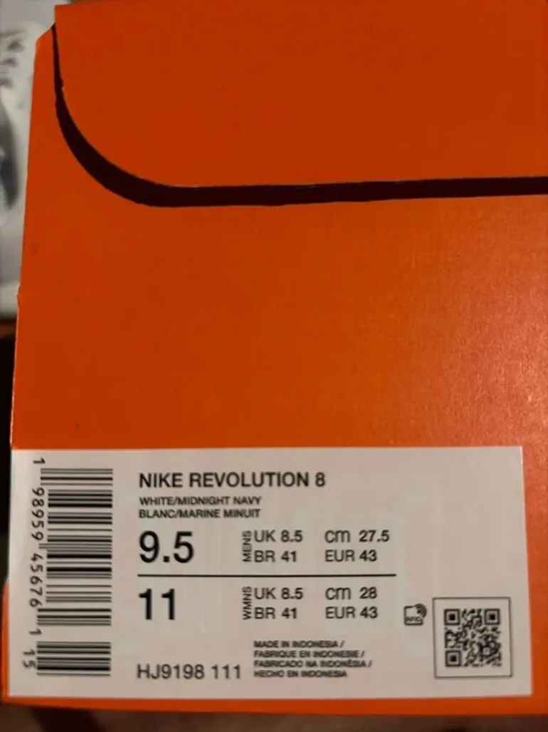 Nike Revolution 8 bike d'occasion — image 8 sur 8