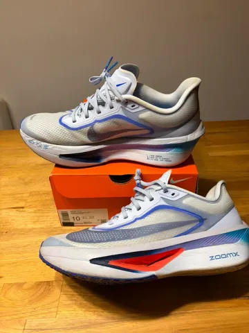 Used Nike Zoom Fly 6 bike — image 1 of 13