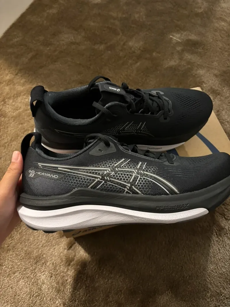 Asics Gel Kayano 33 Running Shoes d'occasion