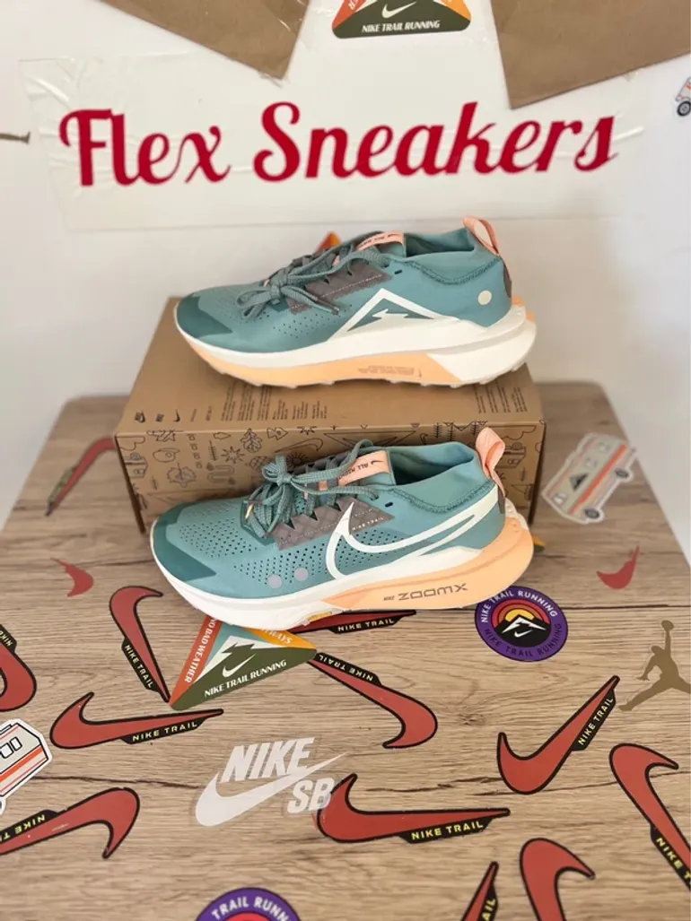 Used 100% Nike Zoomx Zegama Trail 2 bike — image 4 of 9