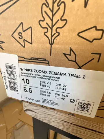 Used 100% Nike Zoomx Zegama Trail 2 bike — image 8 of 9