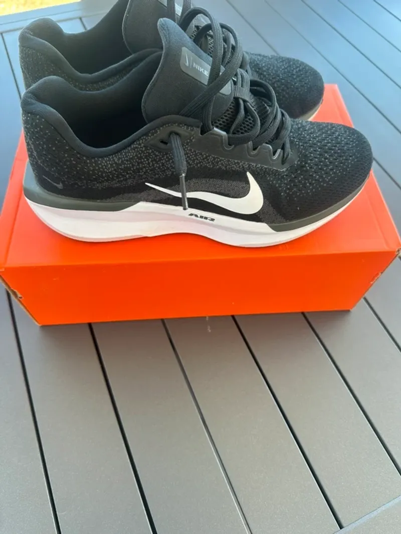 Tweedehands Nike Sneakers Running Shoes