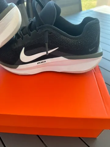 Tweedehands Nike Sneakers bike — afbeelding 3 van 8