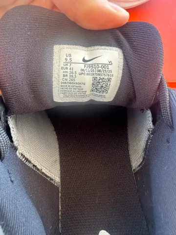 Tweedehands Nike Sneakers bike — afbeelding 5 van 8