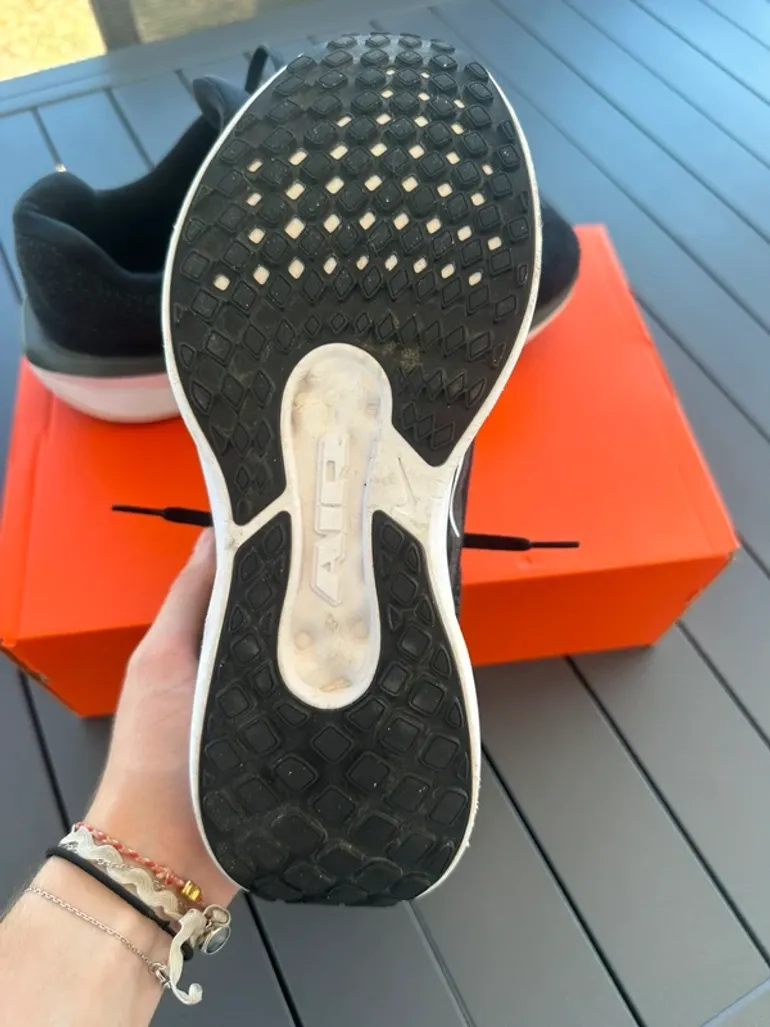 Tweedehands Nike Sneakers bike — afbeelding 4 van 8