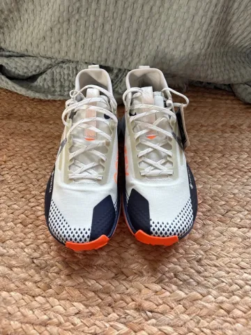 Pegasus Nike React Trail 4 GTX V2 bike usato — immagine 2 di 9