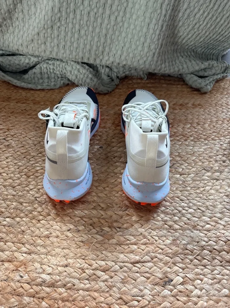 Pegasus Nike React Trail 4 GTX V2 bike usato — immagine 5 di 9