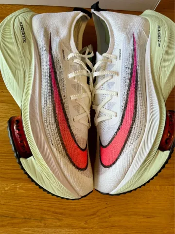 Used Ideal Air Zoom Alphafly NEXT% bike — image 4 of 15