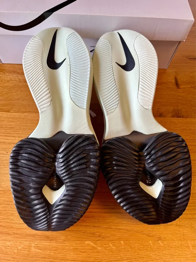 Used Ideal Air Zoom Alphafly NEXT% bike — image 3 of 15