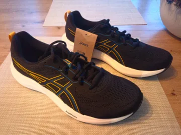 Asics Gel Contend 9 bike usato — immagine 1 di 4