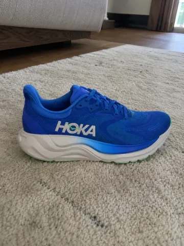 Hoka Arahi 8 bike d'occasion — image 3 sur 3