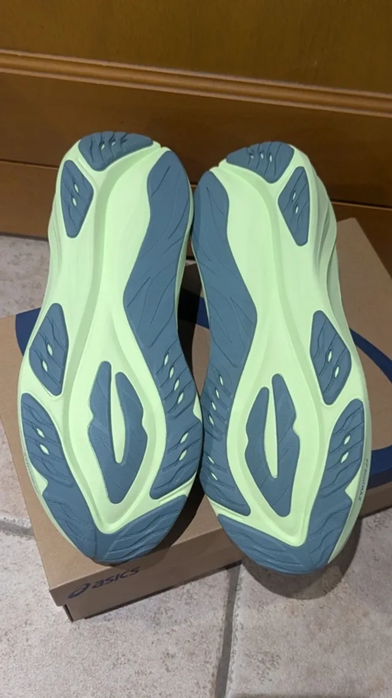 Used Asics GT-2000 15 bike — image 5 of 6