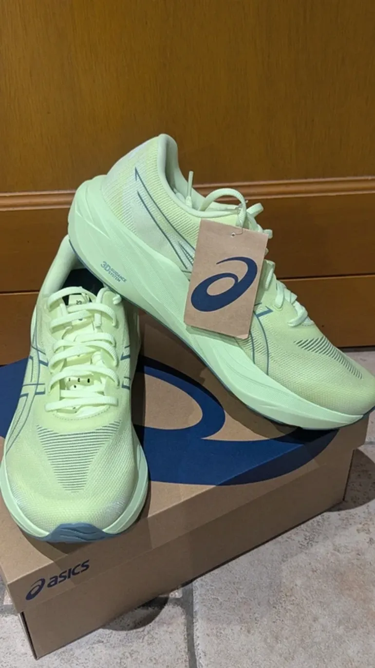 Used Asics GT-2000 15 bike — image 2 of 6