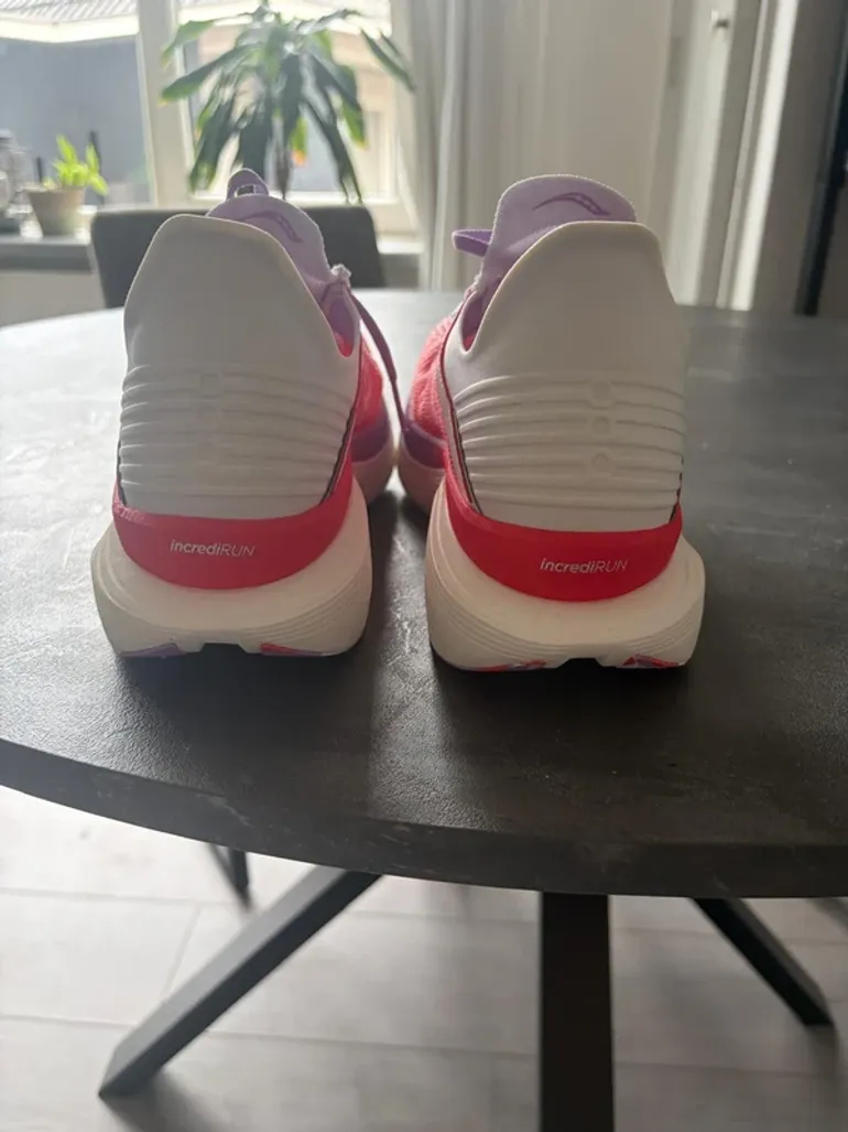 Brugt Saucony Endorphin Elite 2 bike — billede 3 af 6