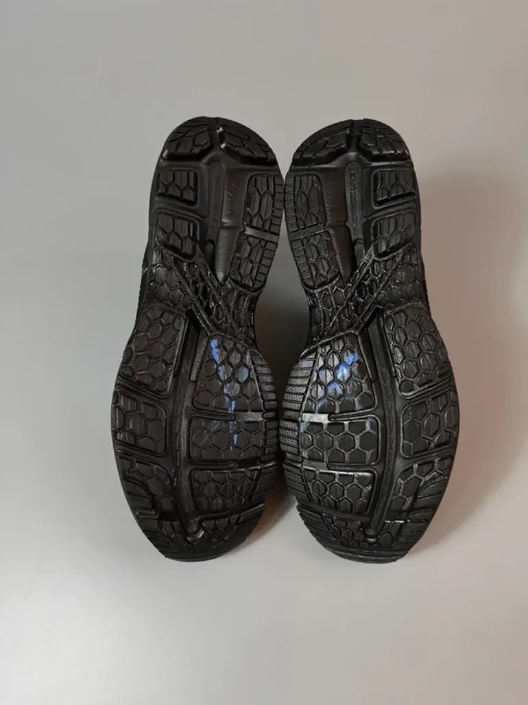 Used Asics Gel Kayano 25 bike — image 6 of 8