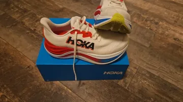 Tweedehands Hoka Skyward X bike — afbeelding 1 van 3