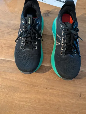 Used Asics Gel-Kayano 32 bike — image 4 of 4