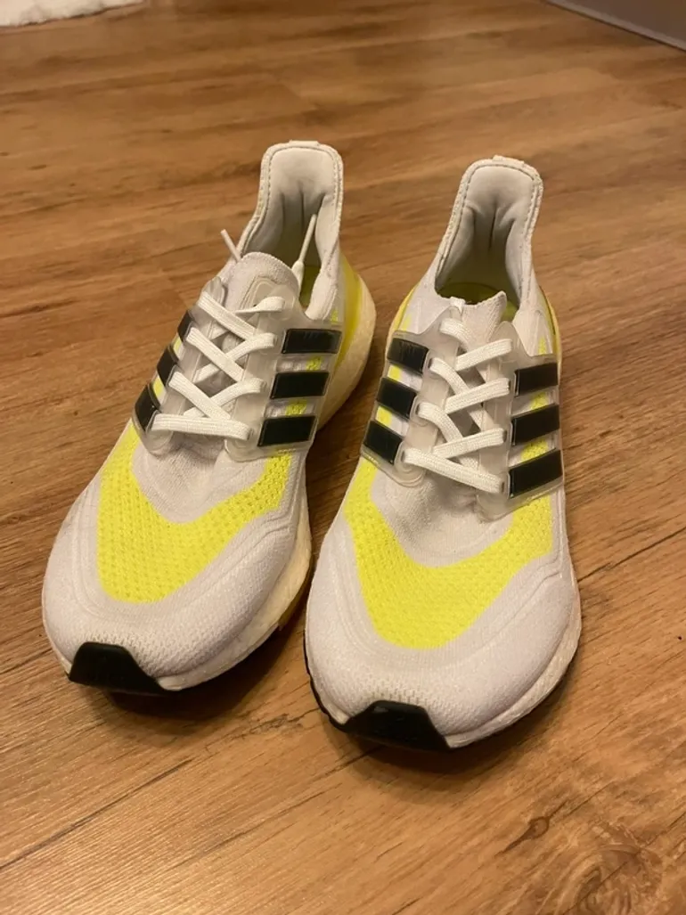 Used Adidas Ultraboost bike — image 3 of 4
